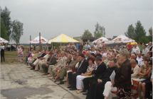 Goscie i uczestnicy festynu Razem, Wiecej Latwiej organizowanego przez Stowarzyszenie Nadzieja 2008 rok