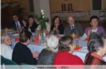 Czlonkowie Stowarzyszenia Nadzieja podczas Dnia Seniora 2010 rok