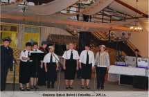 Gminny Dzien Babci i Dziadka 2011 - wystep kabaretowy zespolu Jarzebinki