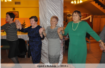 Czlonkinie stowarzyszenia podczas zabawy tanecznej 2014