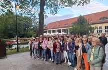 Grupa kilkunastu osób - wycieczka 